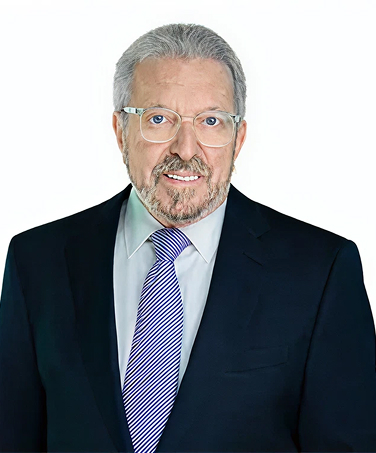 Cary-M-Makrouer